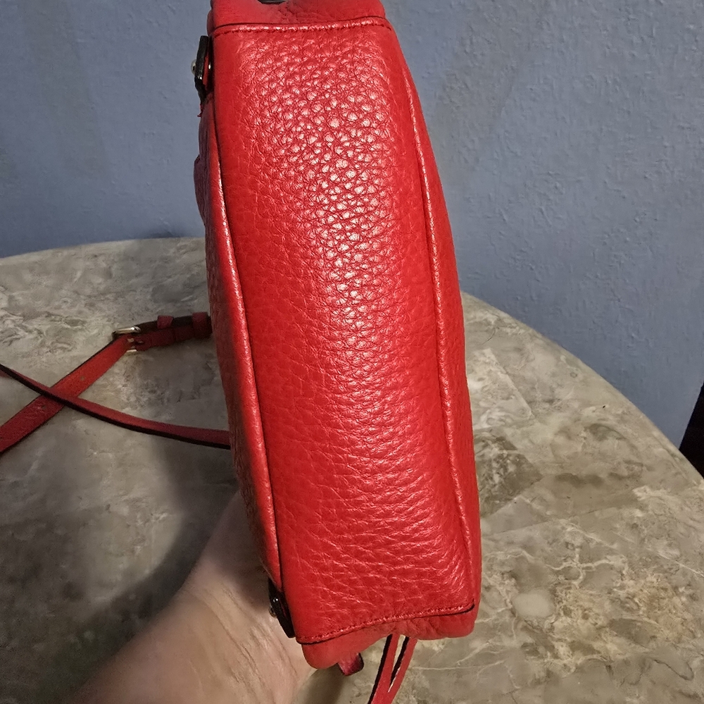 Kate Spade Cobble Hill Rosie Red Pebbled Leather Crossbody Bag - Picture 4 of 11